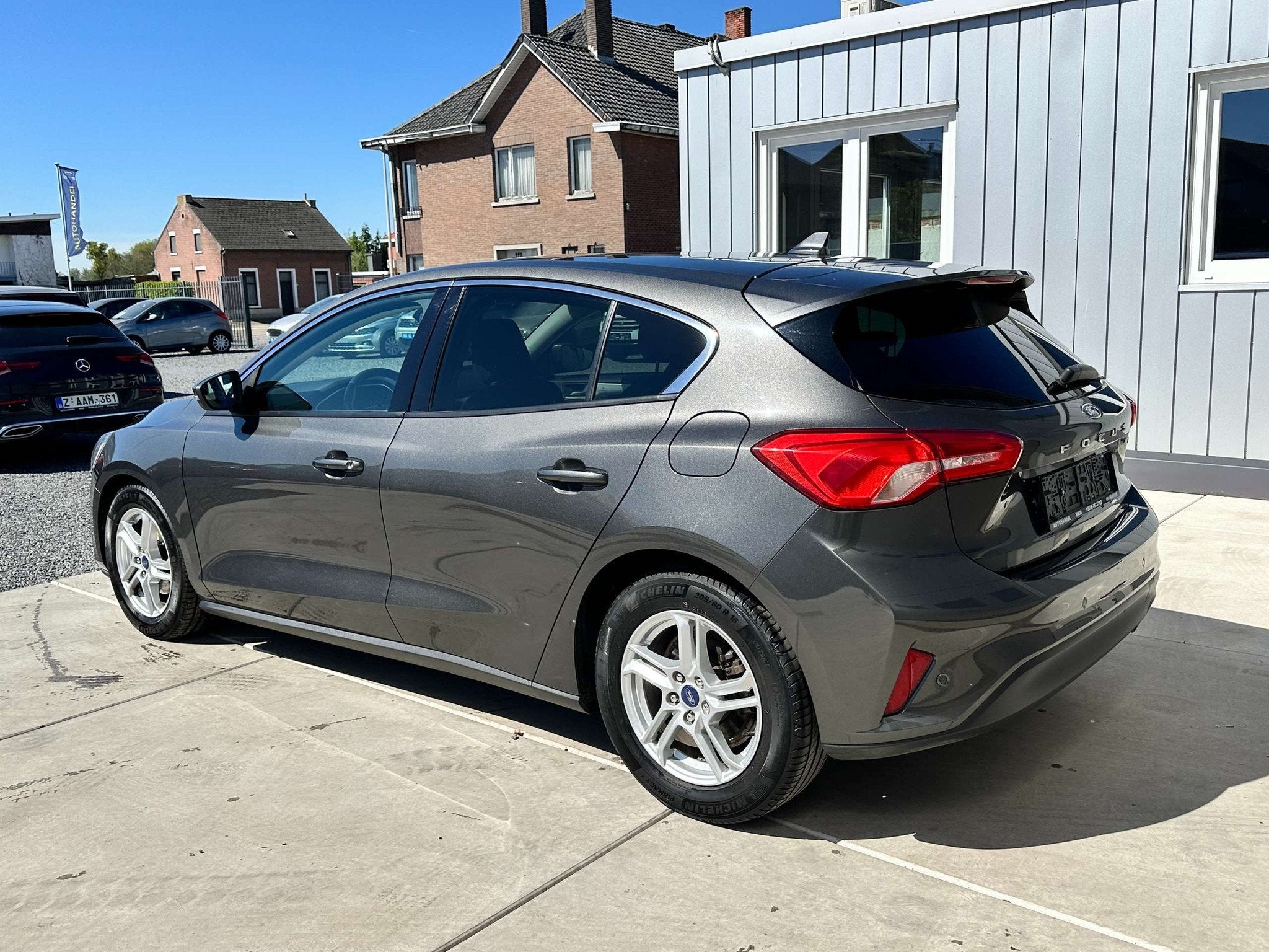 Ford Focus Focus 1.0 EcoBoost Trend Edition Business * 12 m, Auto's, Focus, Stof, Gebruikt, 5 deurs