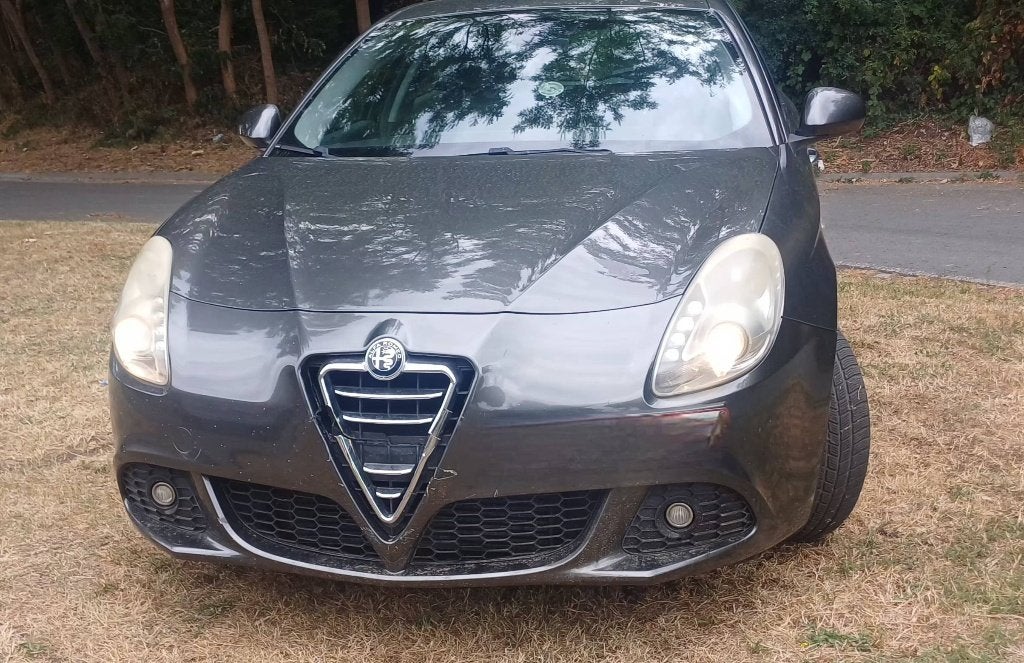 Alfa romeo giulietta 2.0 jtdm 170cv, Autos, Climatisation automatique, 1350 kg, Boîte manuelle, Noir