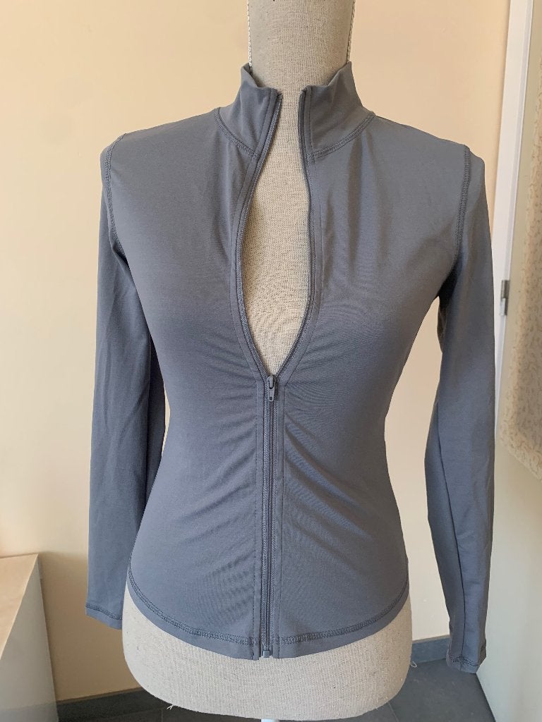 Sportkleding set S, Kleding | Dames, Ophalen of Verzenden, Gedragen, Maat 36 (S), Grijs
