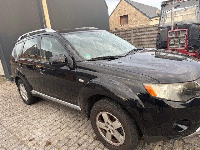 Mitsubishi outlander, Auto's, Mitsubishi, Outlander, Zwart, 4 cilinders, 2000 kg