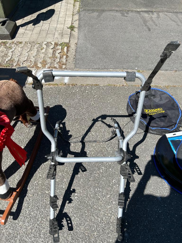 Fietsdrager thule, Gebruikt, Brede banden, 2 fietsen, Achterklepdrager