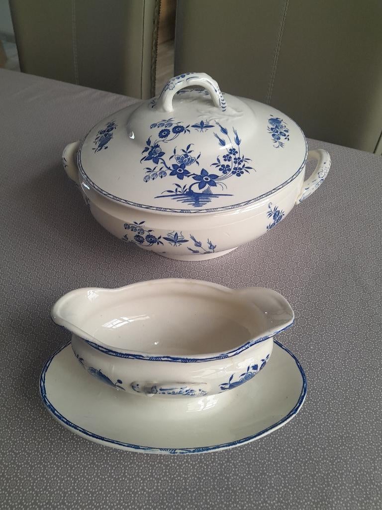 Boch Grand Bouquet 1 Légumier + 1 Saucière Bon État, Enlèvement ou Envoi