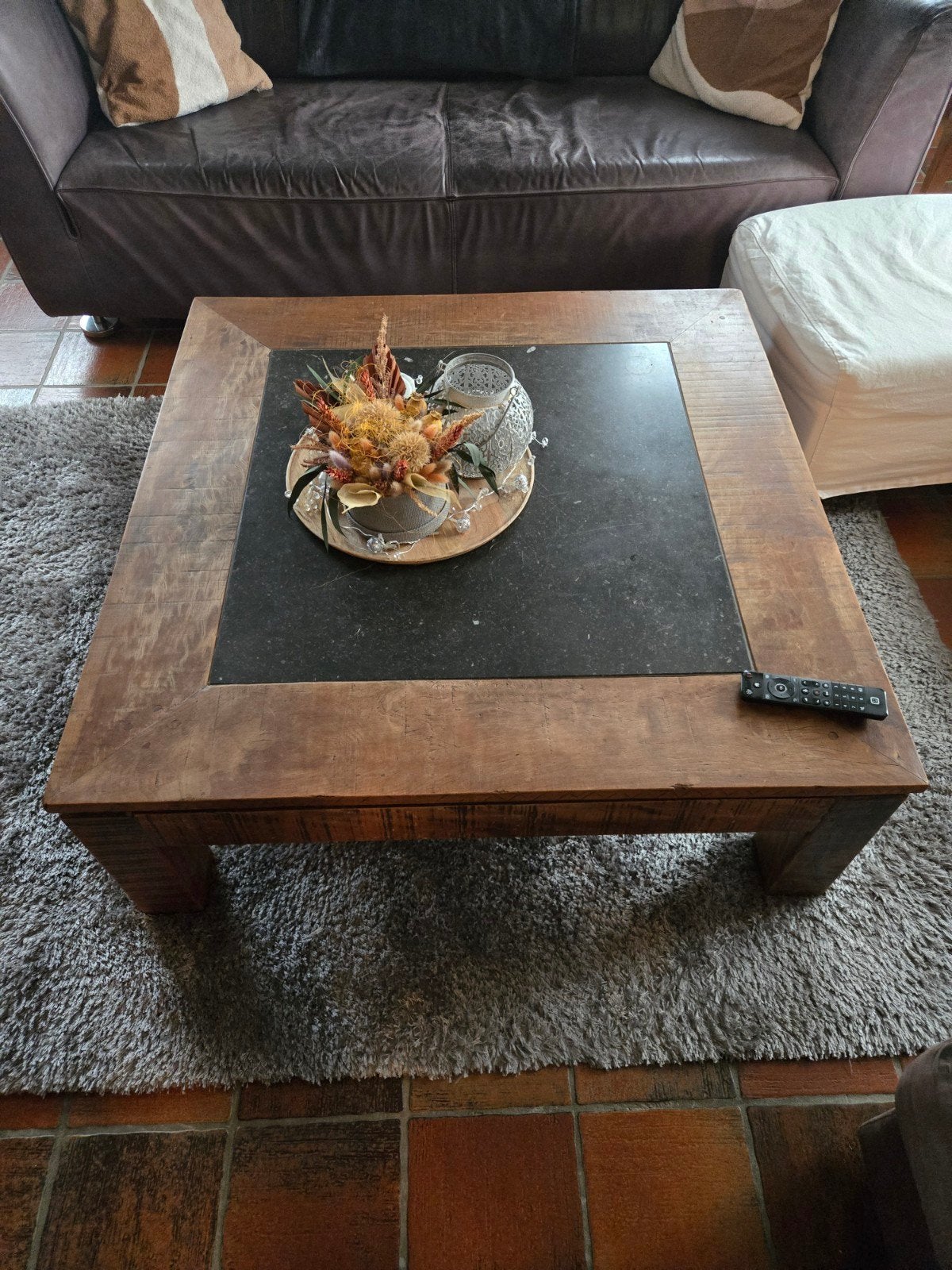 Salontafel, Ophalen