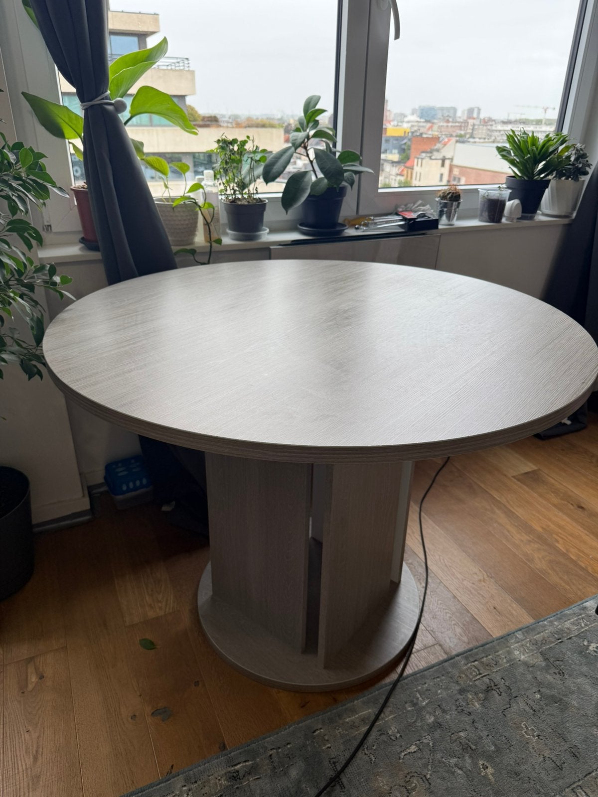 Ronde tafel - diameter 100 cm, Huis en Inrichting, Ophalen, Zo goed als nieuw