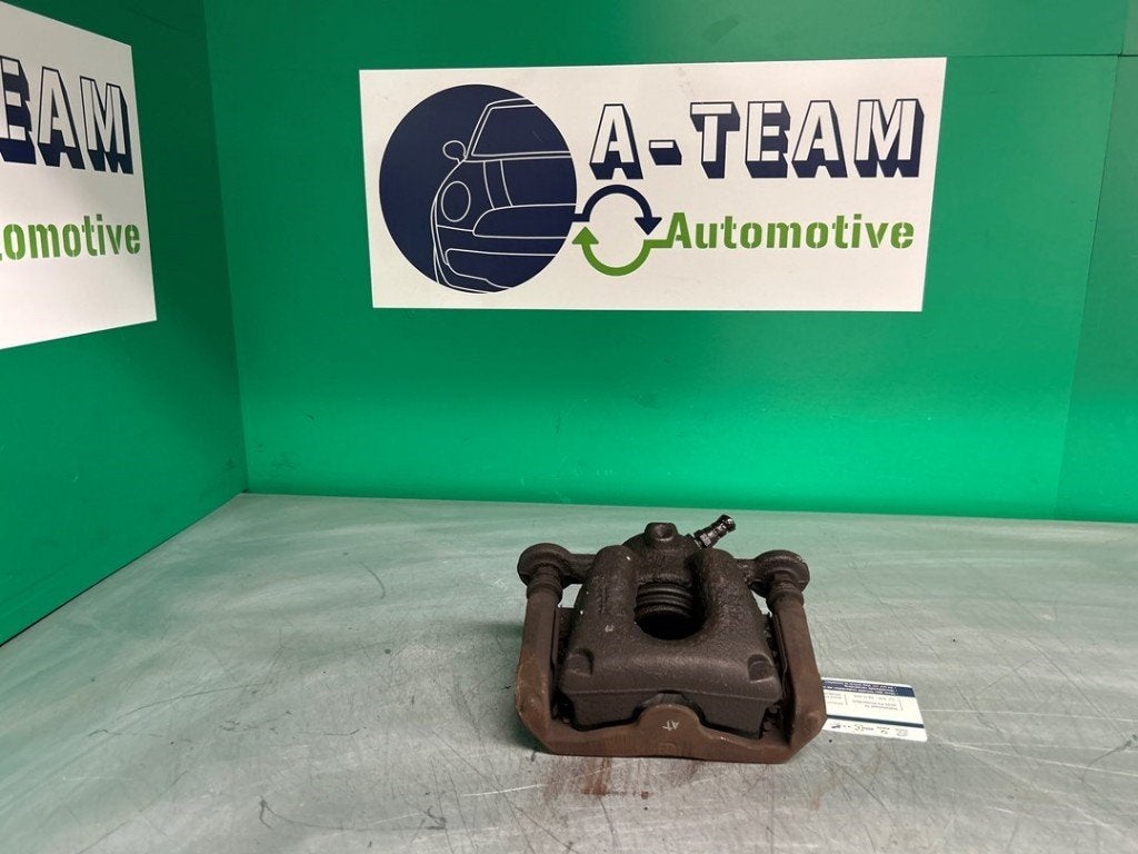 ETRIER DE FREIN AVANT DROIT BMW 1 serie (E81), Utilisé, BMW, Petuelring 130
80809  München, DE, Bayerische Motoren Werke AG