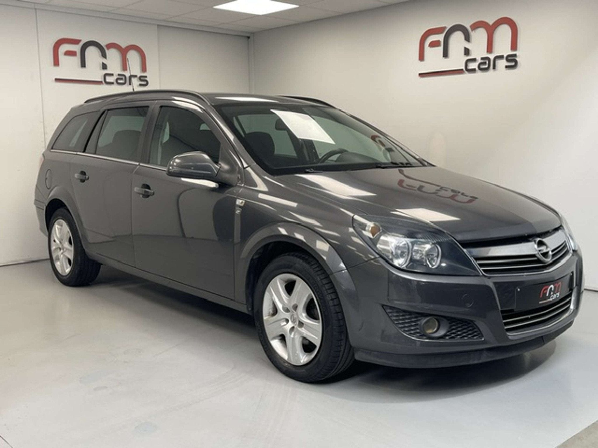 Opel Astra Tourer 1.7 CDTi bwj2011 Trekhaak Cruise Airco, Auto's, Stof, Gebruikt, Zwart, 1686 cc