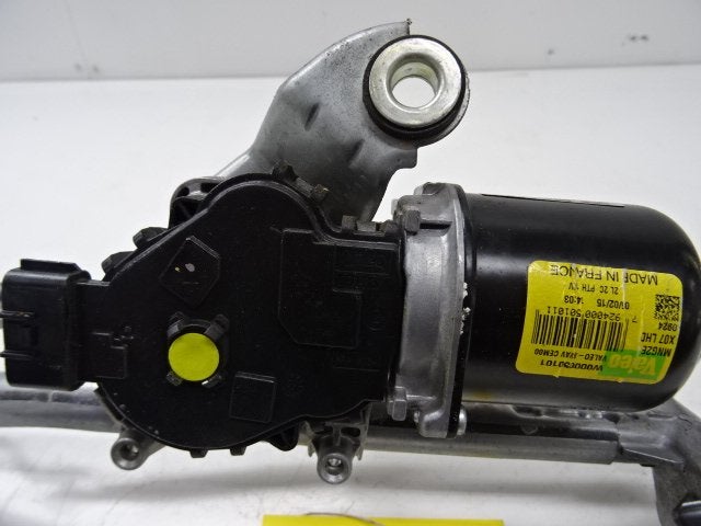 MOTEUR ESSUIE-GLACE AVANT Twingo III (AH) (A4538200040), Renault, Mevr. I. Hauben, Utilisé, Rue de l'Espoir 34 34
4030  GRIVEGNÉE, BE
