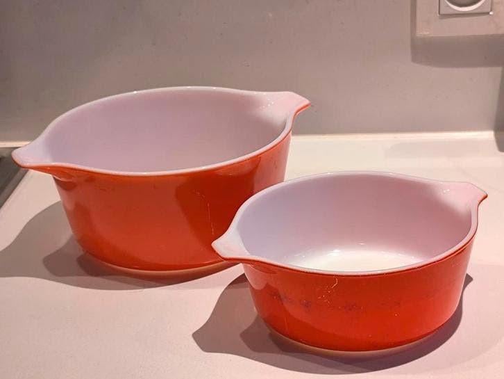 Set van 2 retro pyrex schotels/kommen, Huis en Inrichting, Keuken | Servies, Ophalen of Verzenden