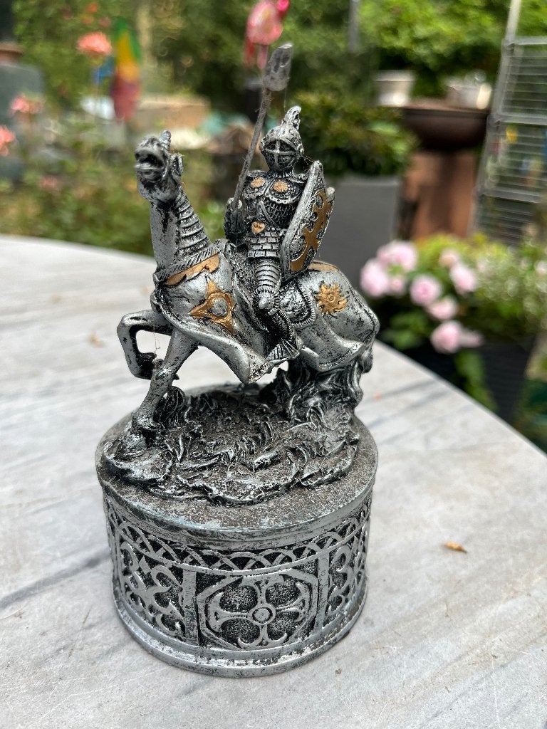 Ridder potje 15 cm beeldje, Enlèvement, Comme neuf, Fantasy