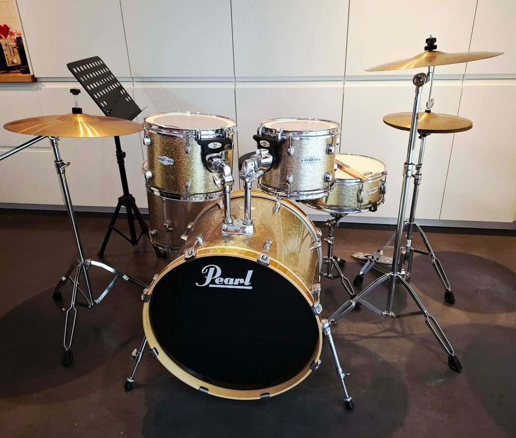 Drumstel Pearl in nieuwstaat - unieke Gold Sparkle kleur!, Muziek en Instrumenten, Ophalen, Zo goed als nieuw, Pearl