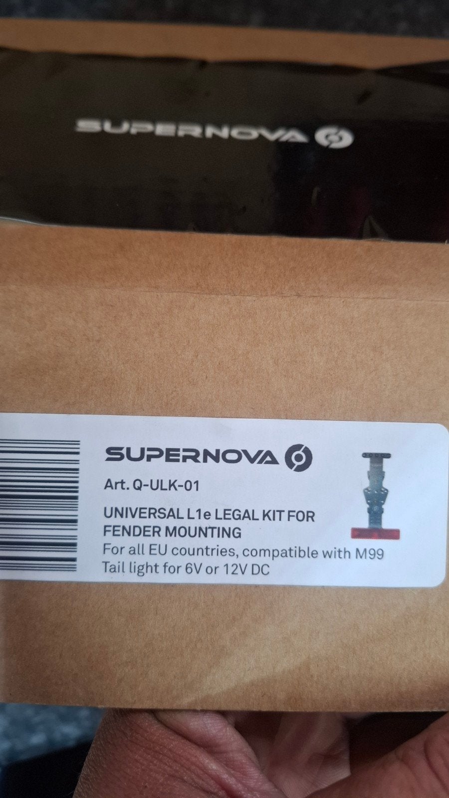 Kit légal Supernova L1e - porte-plaque *neuf*, Vélos & Vélomoteurs, Enlèvement ou Envoi
