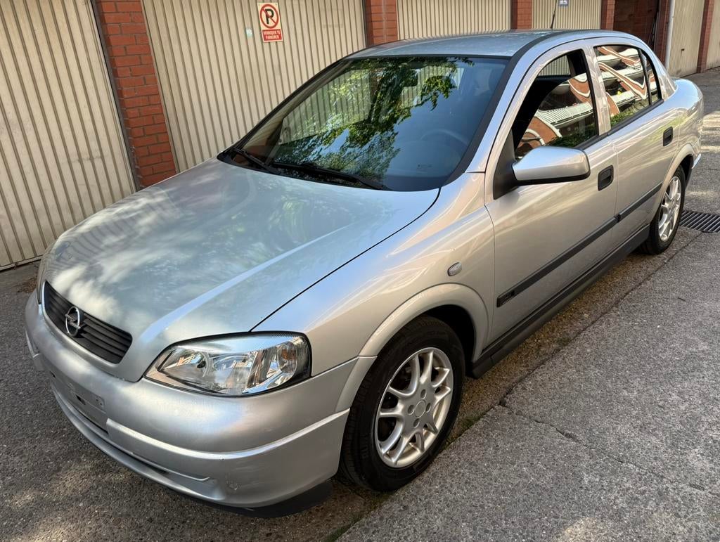 Opel Astra 1.6 Benzine  km 112000 Gekeurd vvk, Auto's, 4 cilinders, 1595 cc, Particulier, Stadsauto