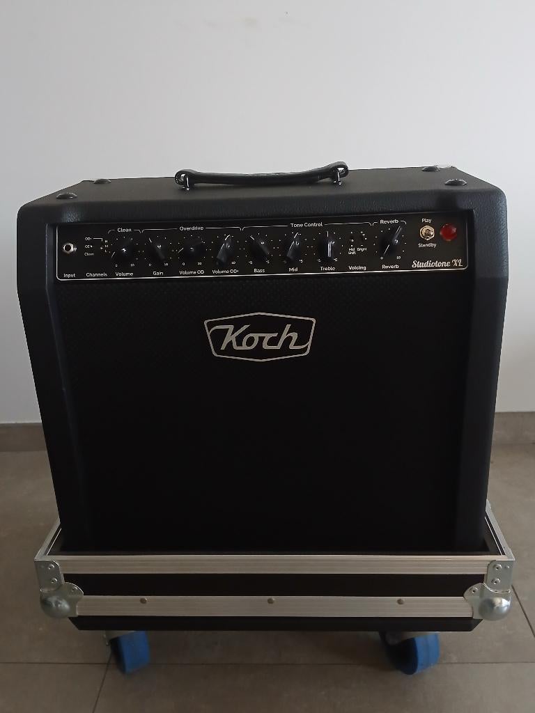 Koch studiotone xl combo 1x12 met flightcase, Muziek en Instrumenten, Ophalen, Zo goed als nieuw, Gitaar, Minder dan 50 watt