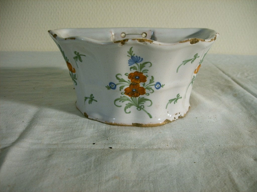 pique-fleurs du XVIIIe siècle, Antiquités & Art, Enlèvement ou Envoi