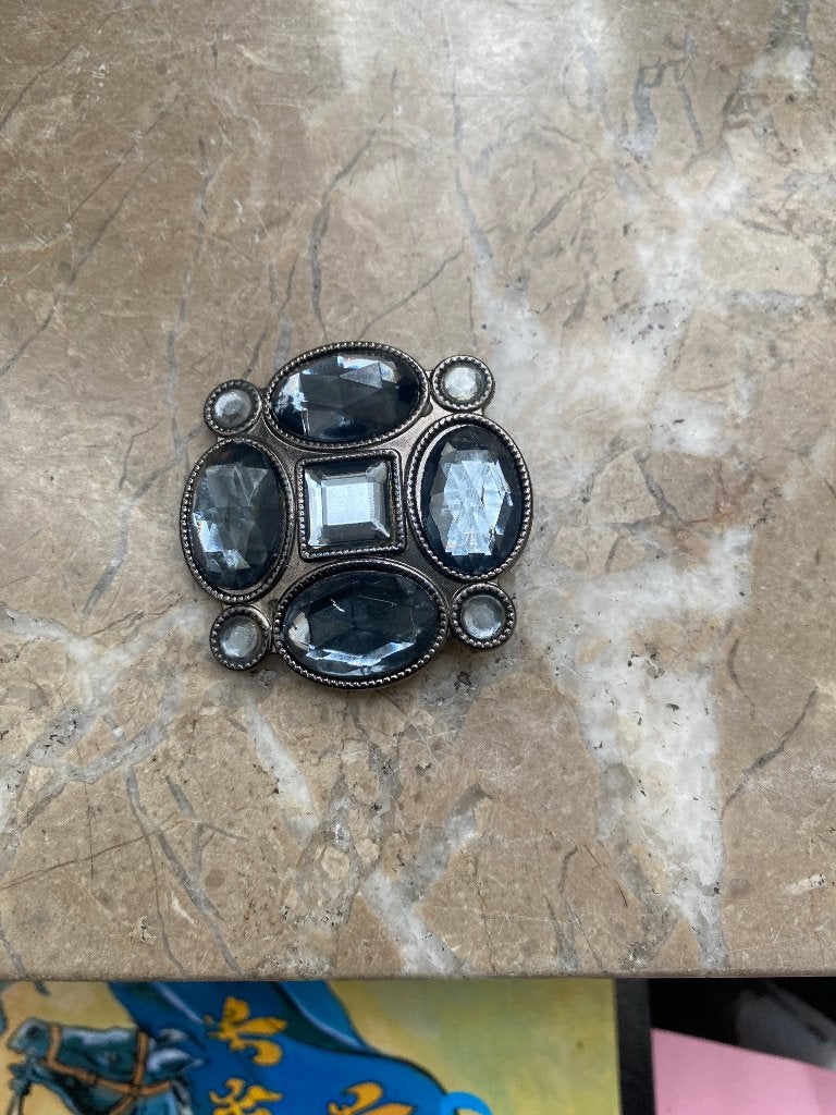 Fijne broche, Ophalen of Verzenden, Zo goed als nieuw