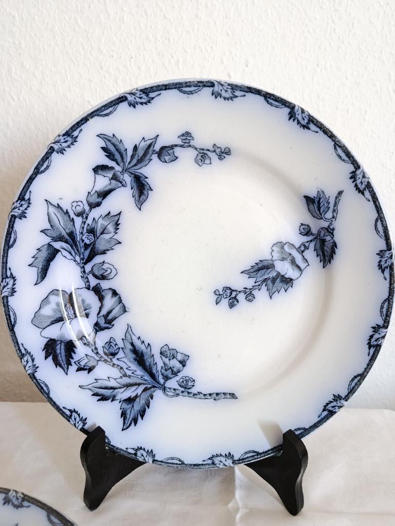 S.C.M. NEDERLAND, 'ETRURIA' 3 ASSIETTES ∅ 23cm, Antiquités & Art, Enlèvement