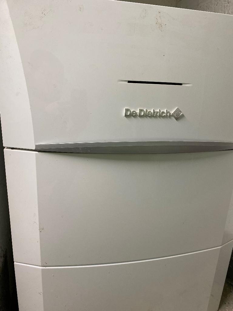 De Dietrich boiler, Doe-het-zelf en Bouw, Gebruikt, 20 tot 100 liter, Aardgas, 3 t/m 5 jaar oud