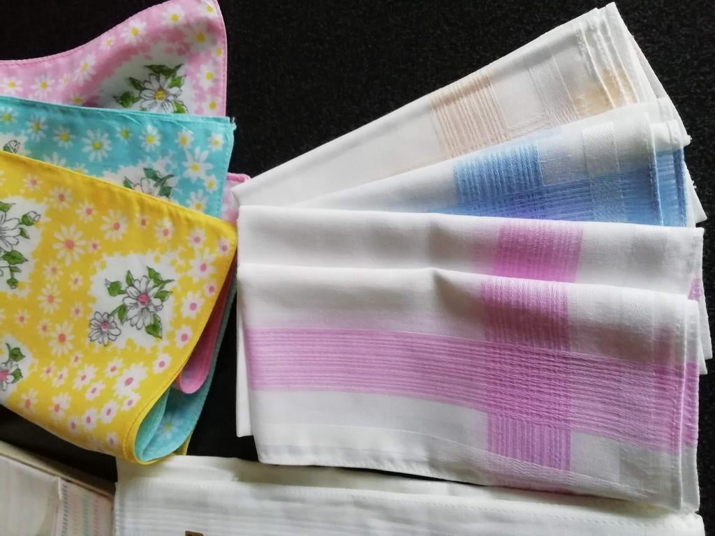 Nostalgische dames zakdoekjes, nieuw, Handtassen en Accessoires, Overige Accessoires, Ophalen of Verzenden