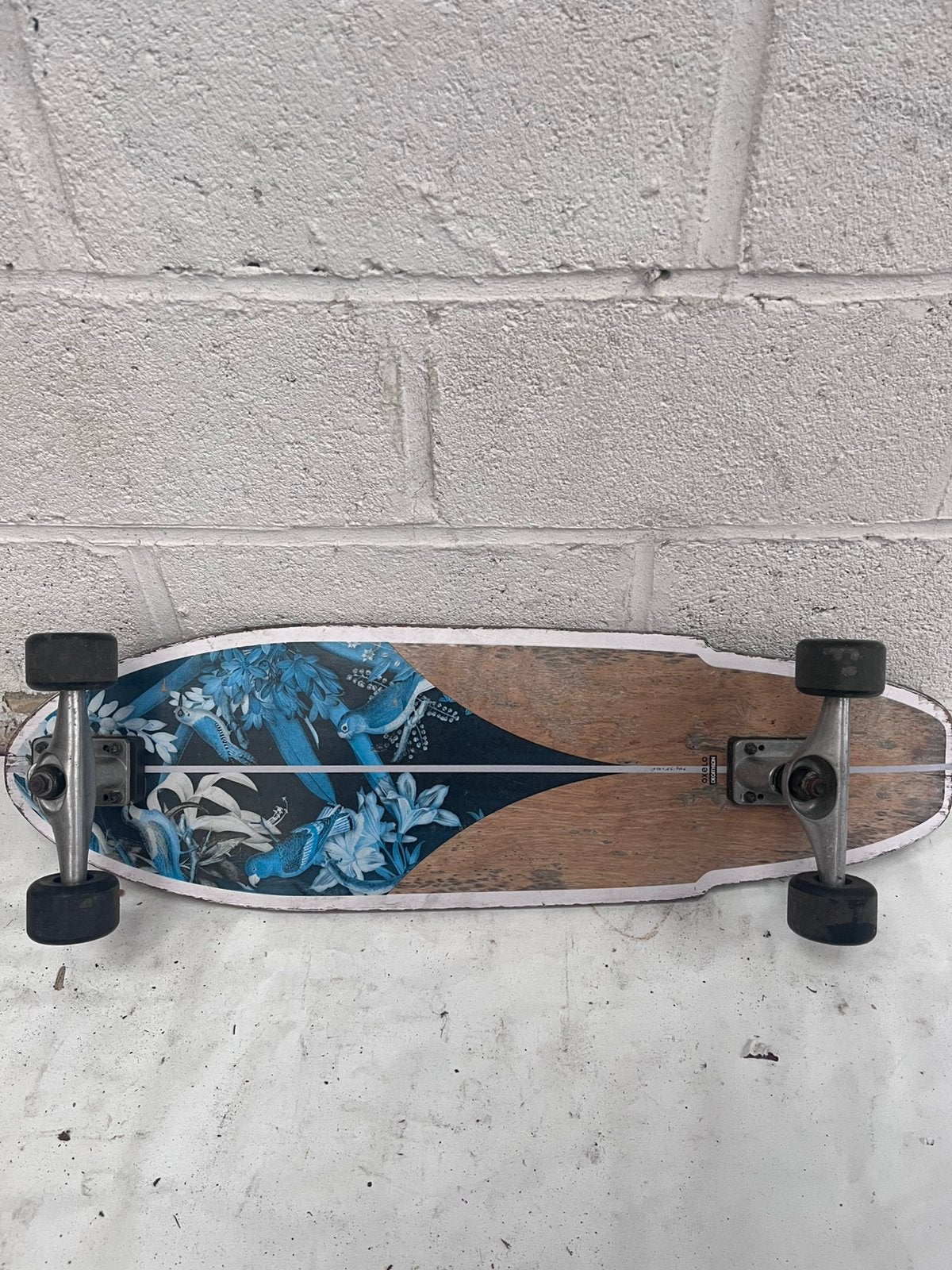 Modèle : Longboard / Surfskate Oxelo Carve 540 Bird, Enlèvement, Comme neuf, Longboard