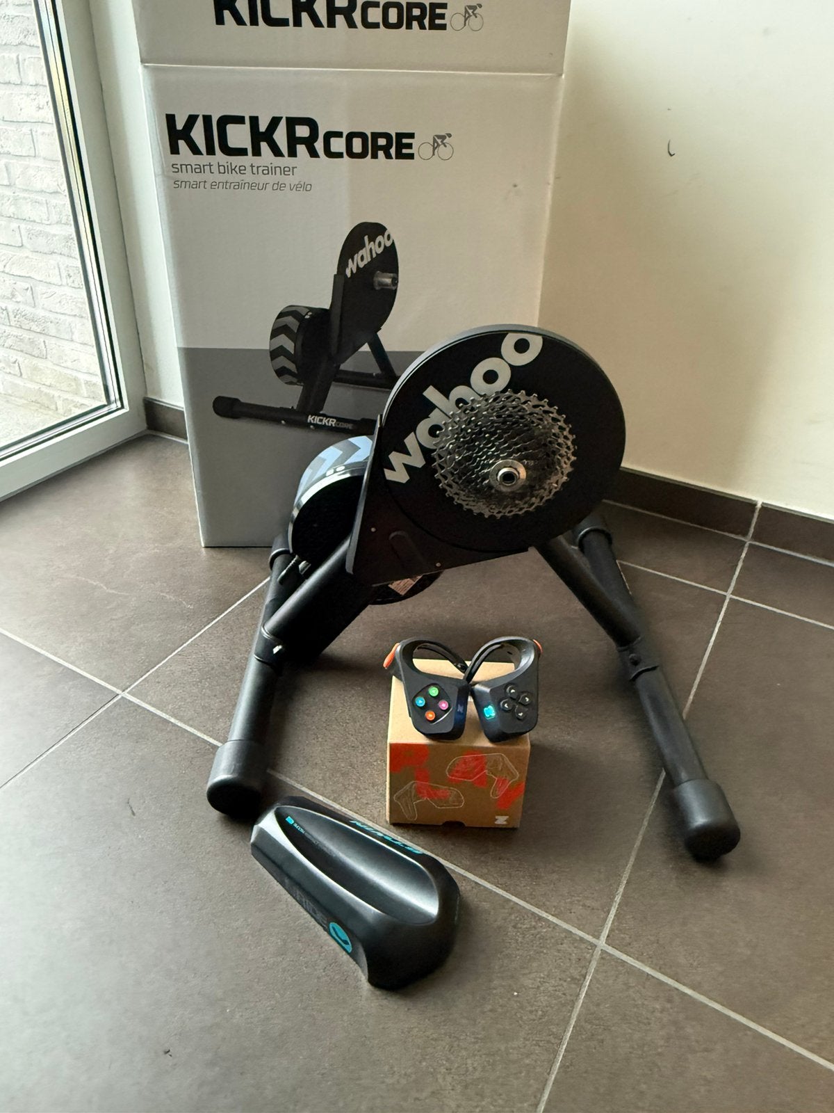 Wahoo Kickr Core (incl. Casette) plus Zwift Play en steun, Ophalen of Verzenden