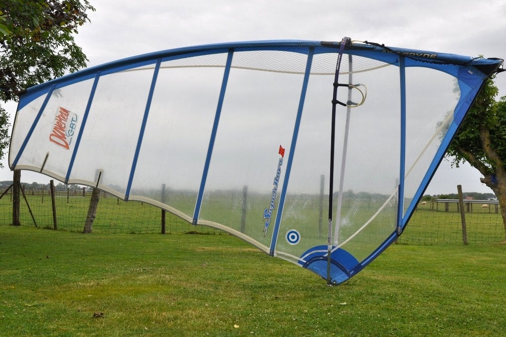NeilPryde 8.1 m2 no-cam Freeride set + 7.3m2 North zeil, Watersport en Boten, Windsurfen, Ophalen, Gebruikt, Met mast, 8 m² of meer