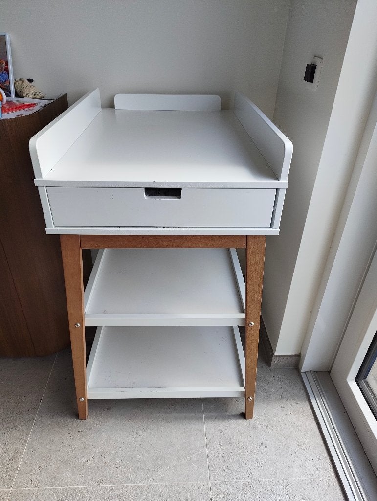 Verzorgingstafel Quax - wit/hout, Kinderen en Baby's, Badjes en Verzorging, Ophalen, Gebruikt, Overige typen, Overige merken