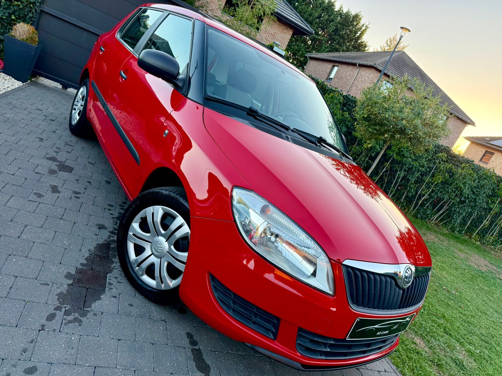 Skoda Fabia 1.2i * 2014 * 67.000 Km * Toit Ouvrant * Neuf !!, Autos, Rouge, Euro 5, Achat, Entreprise