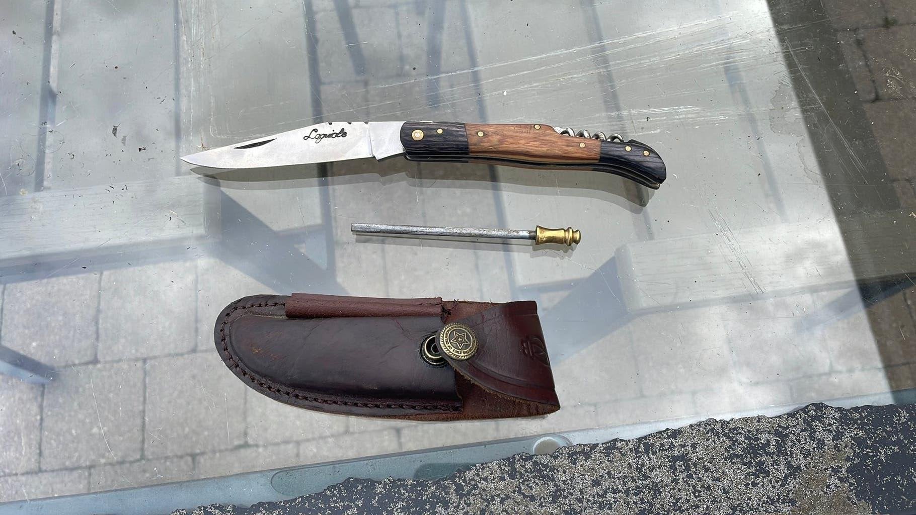 Couteau laguiole avec fusil de poche et etui, Collections, Enlèvement ou Envoi, Utilisé