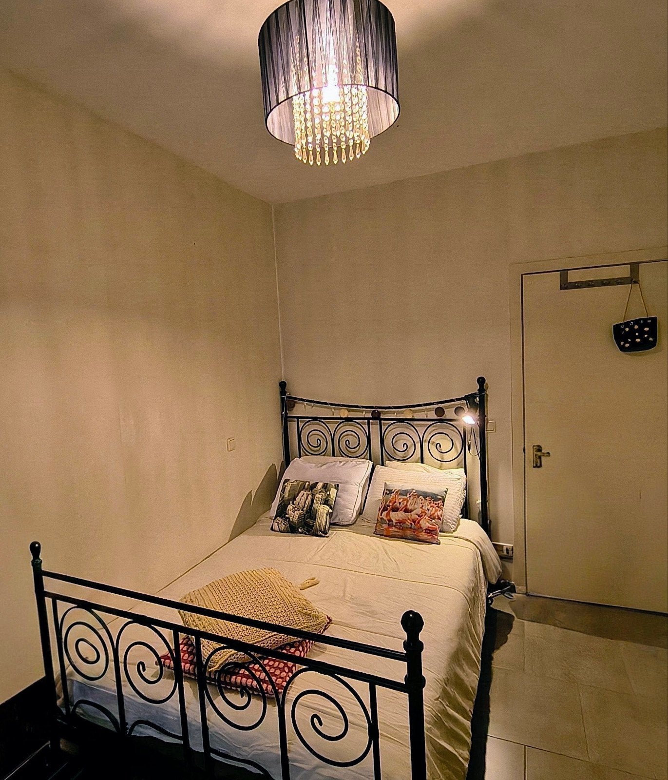 Zwart smeedijzeren bedframe 140x210 + lattenbodem, Gebruikt, Twijfelaar, Metaal, 210 cm