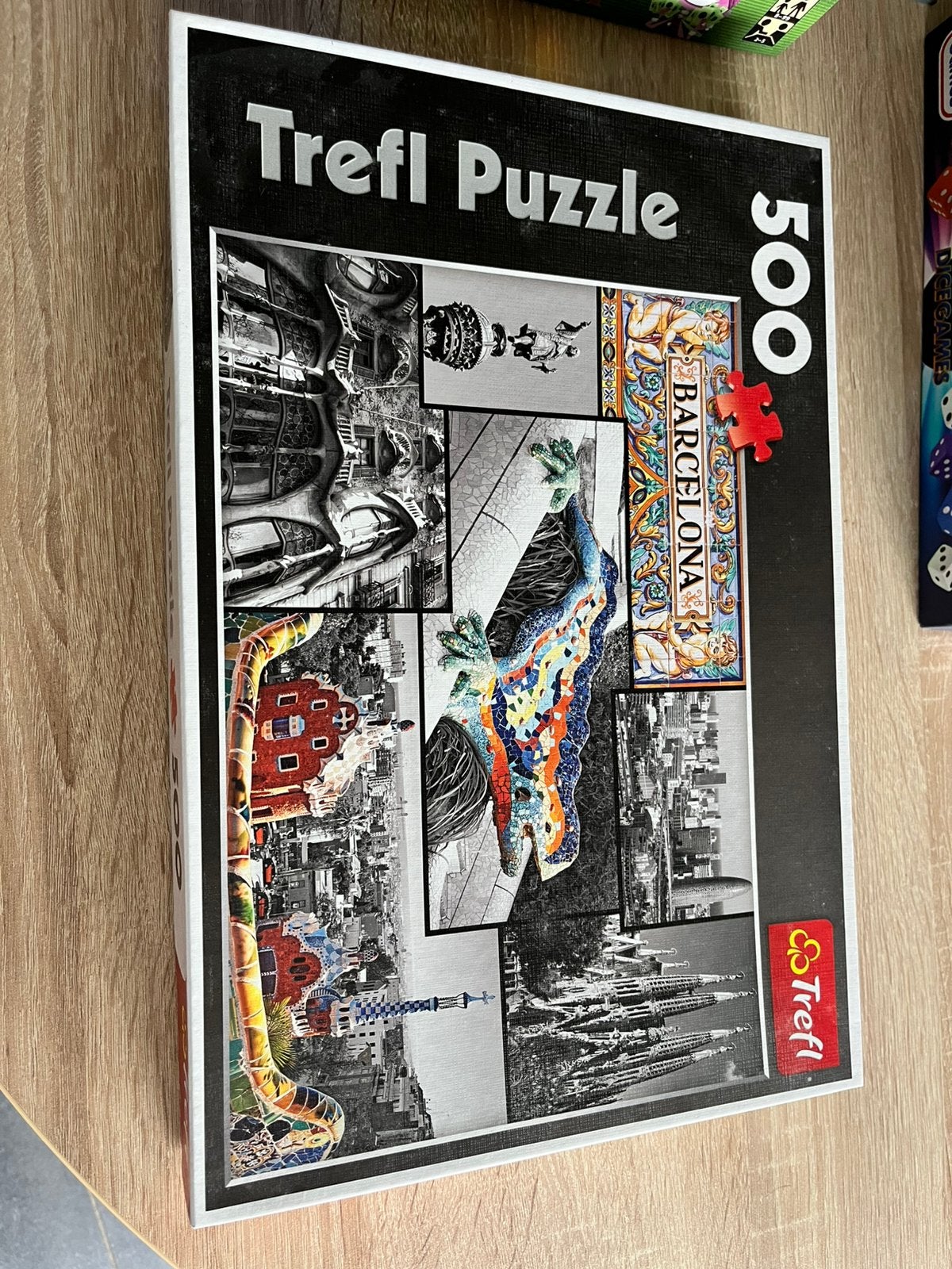 Trefl puzzle barcelona, Enlèvement ou Envoi, Comme neuf