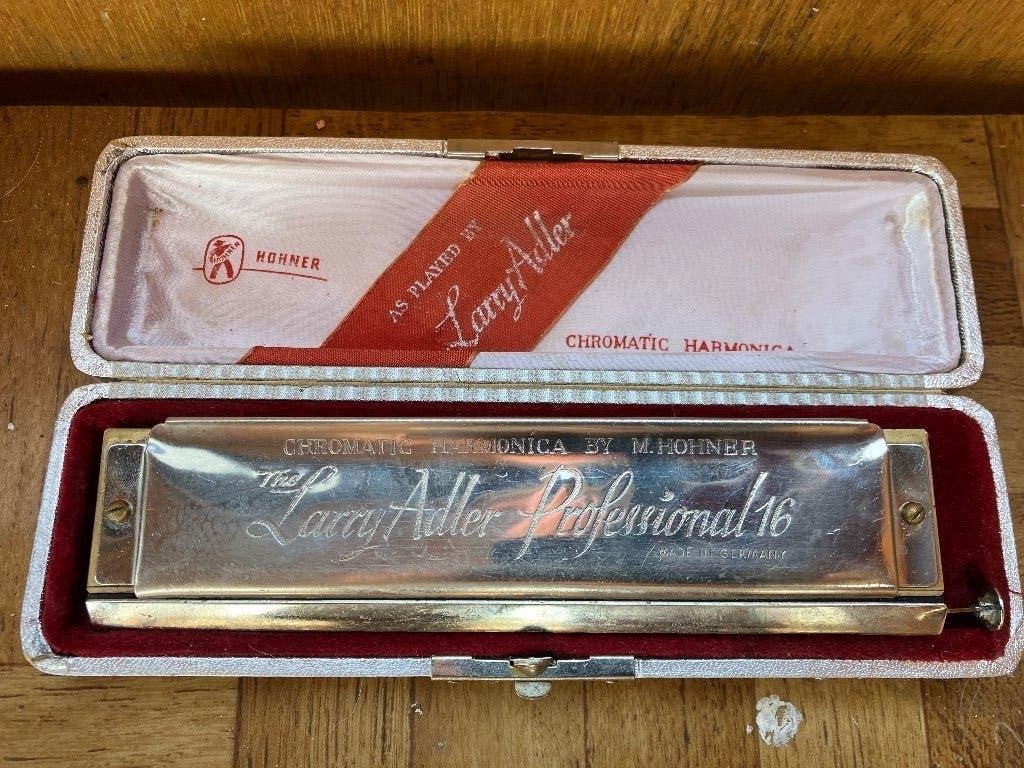 Larry Adler Professional, Muziek en Instrumenten, Gebruikt, Ophalen of Verzenden, Met koffer of doosje, C-mondharmonica