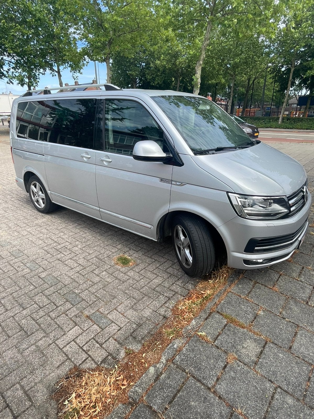 Volkswagen Bulli Multivan 2.0 TDI 204 PK met keuring verkoop, Auto's, 4 cilinders, Volkswagen, 7 zetels, Leder