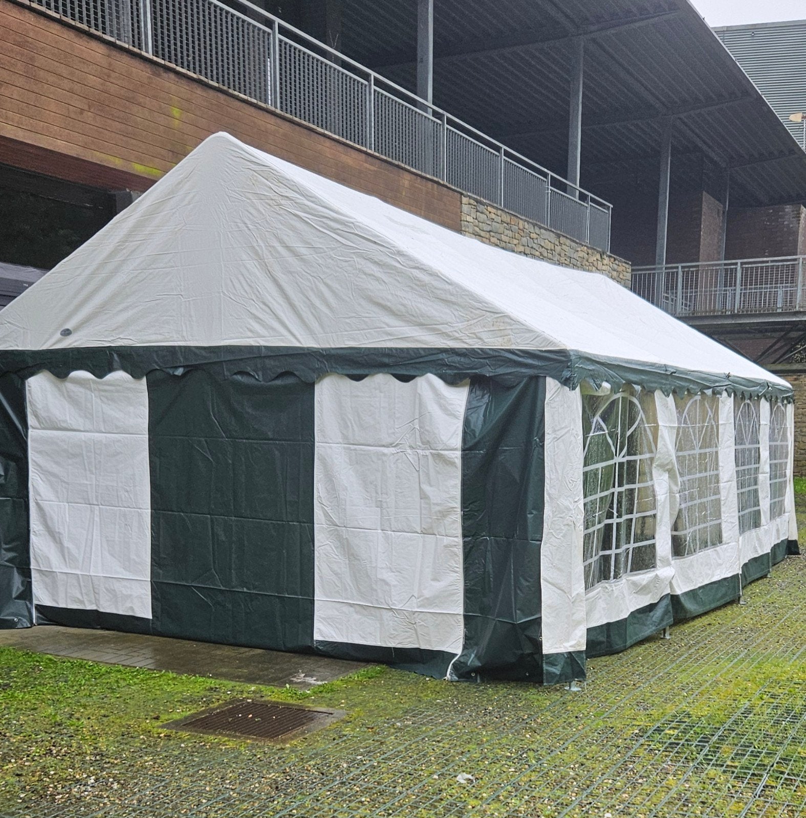 Tent 8 op 4 te huur en alle andere benodigdheden, Ophalen