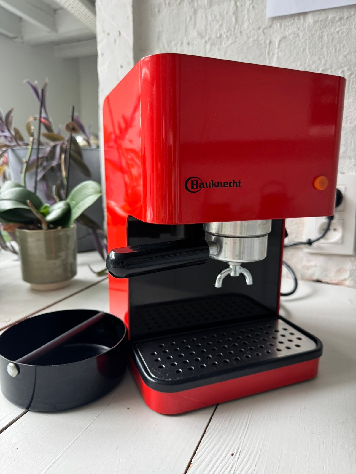 Vintage Bauknecht KEM espressomachine rood – retro – 1200W, Electroménager, Café moulu, Machine à espresso, 2 à 4 tasses, Enlèvement