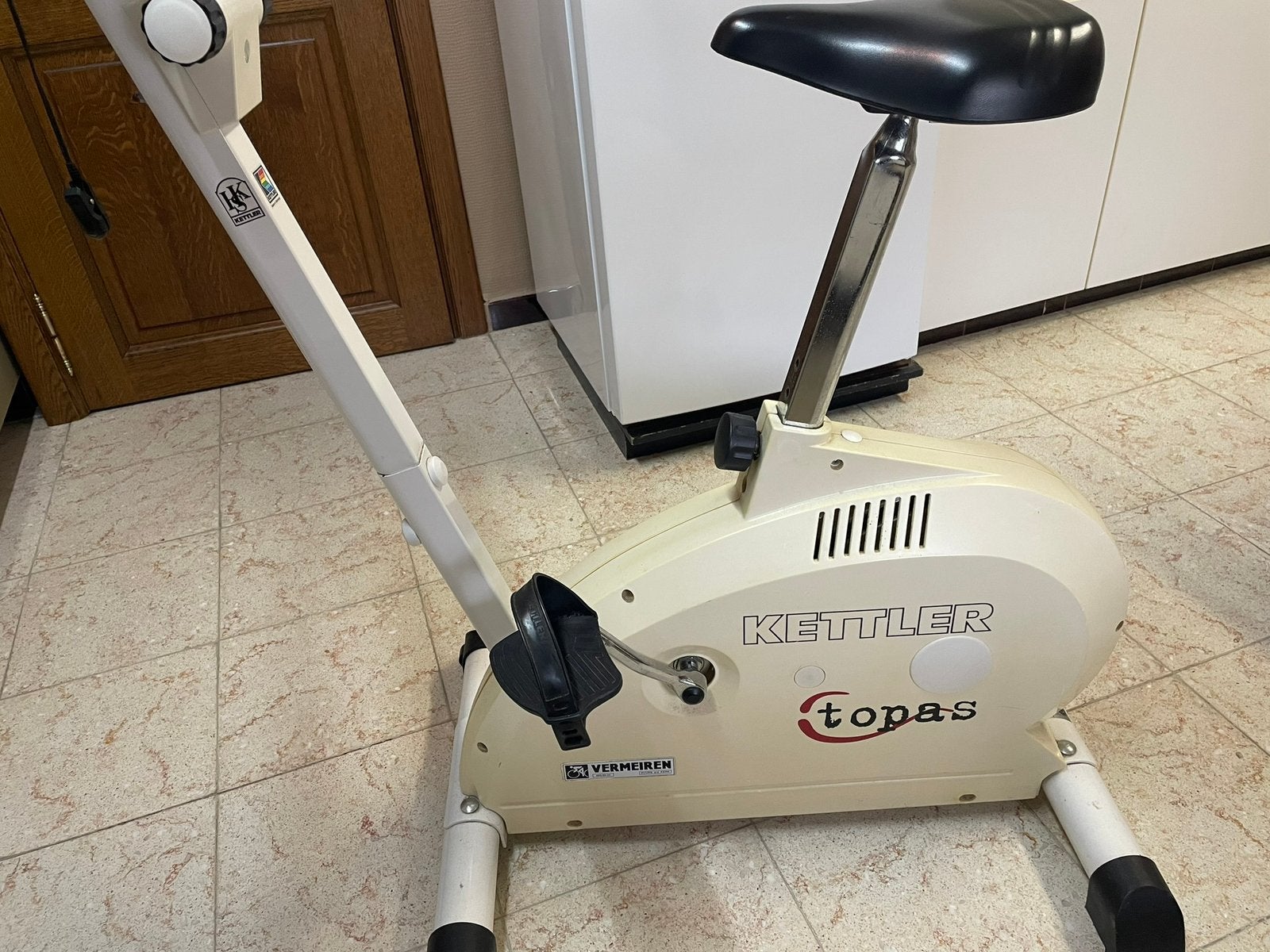 Hometrainer / buikspier toestel en stepper, Enlèvement, Comme neuf, Vélo d'appartement