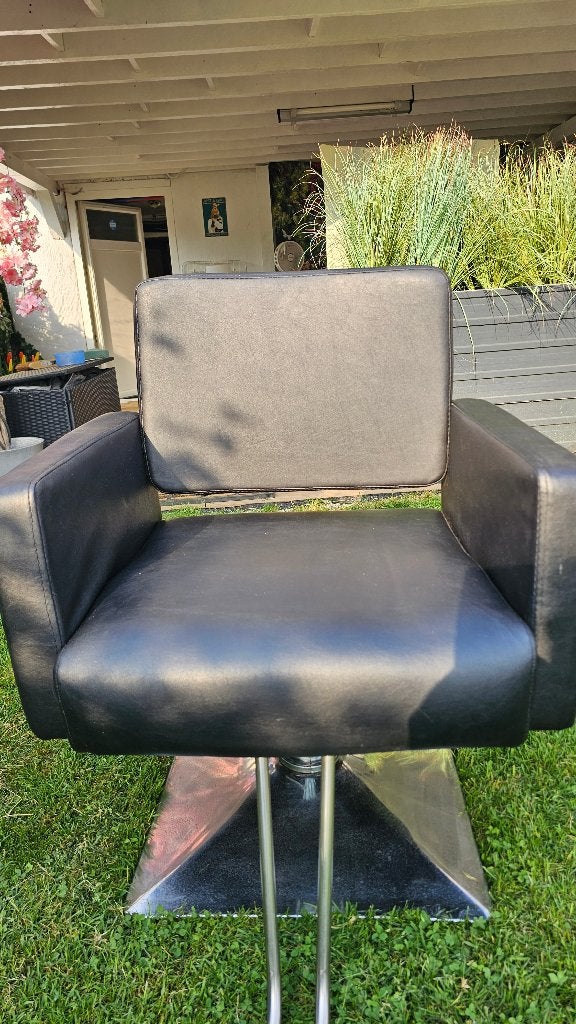 *** Fauteuil de coiffure en bon état ***, Coiffure, Enlèvement, Utilisé, Métal