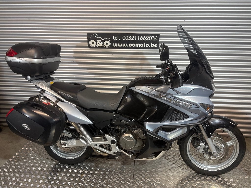 Honda XL1000V Varadero ABS + Garantie + GRATIS onderhoud!, 2 cilinders, Occasion, Motorrijbewijs A, Bedrijf