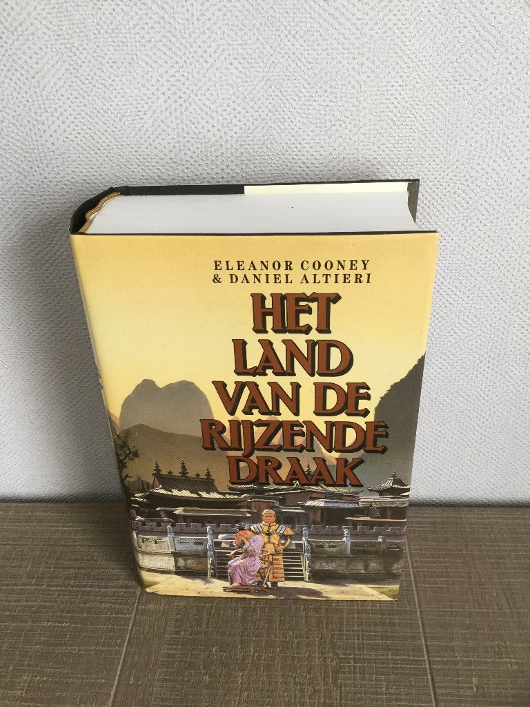 Boek: het land van de rijzende draak, Boeken, Ophalen of Verzenden, Zo goed als nieuw