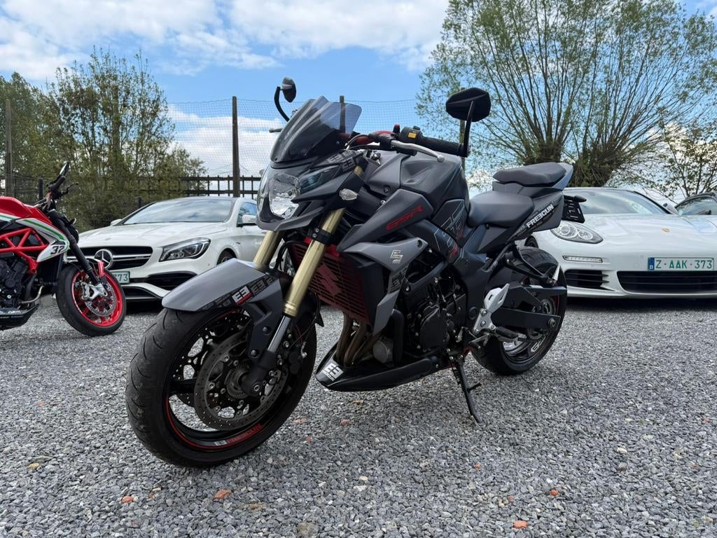 Suzuki Gsr fre3gun editie 750cc nieuwstaat reeds GVV, Permis Moto A, Entreprise, Plus de 35 kW, Échappement sport