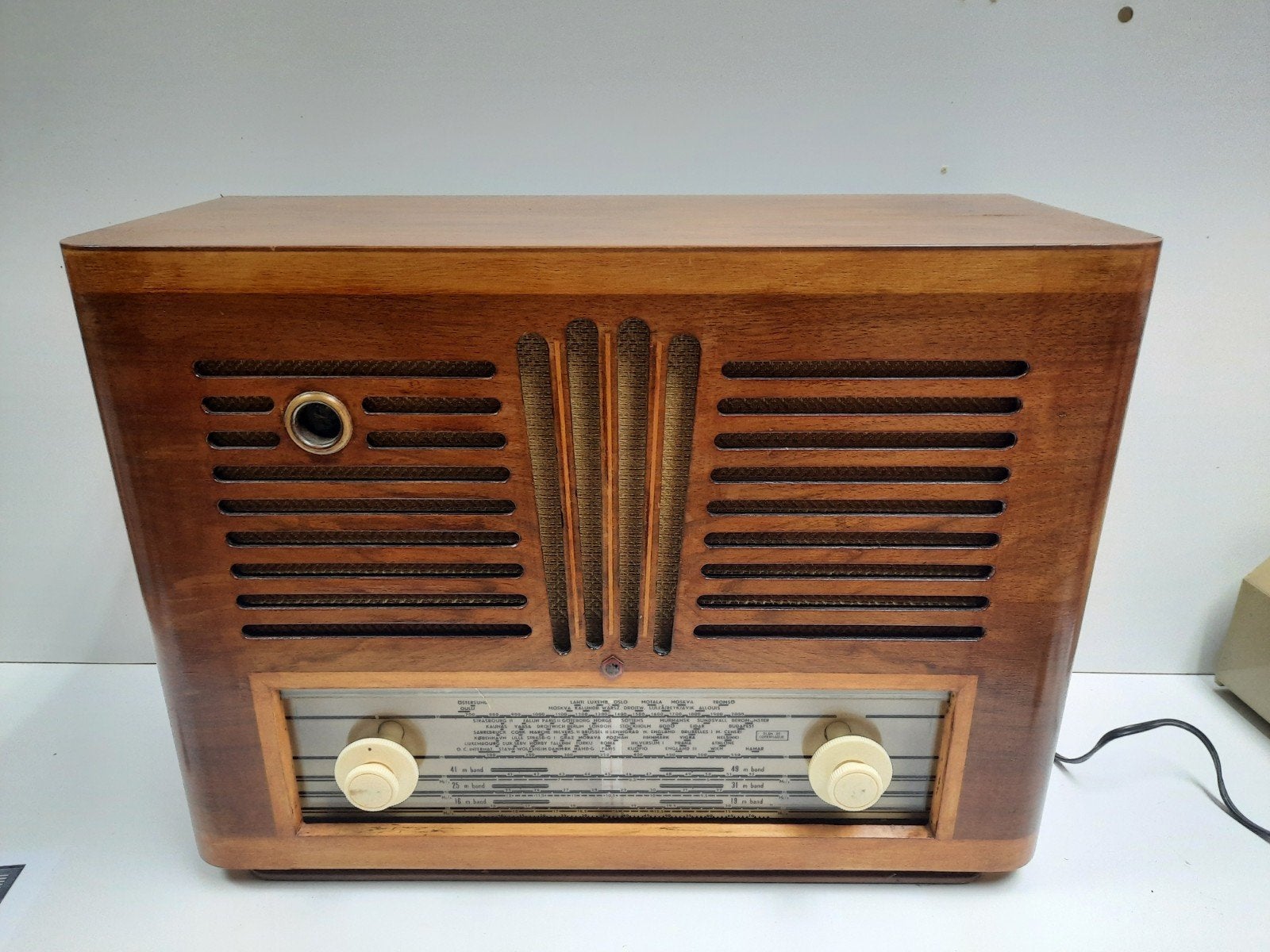 Siera S255A01 buizenradio jaren 50, Antiek en Kunst, Antiek | Tv's en Audio, Ophalen