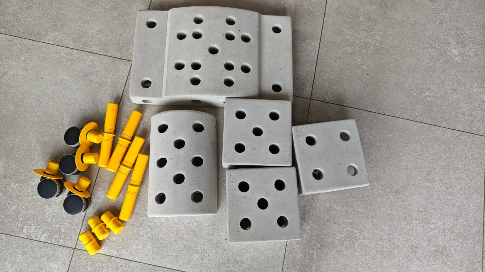 Blocs Modu, Bricolage & Construction, Quincaillerie & Fixations, Enlèvement