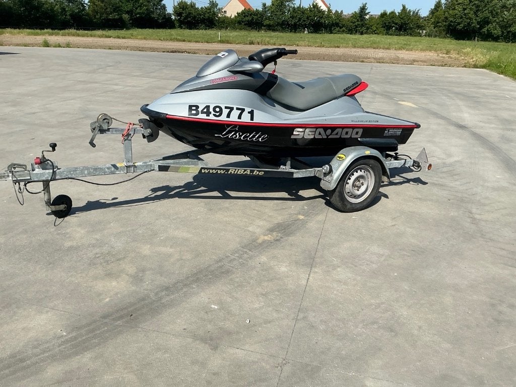 Bombardier Seadoo, Enlèvement, Utilisé