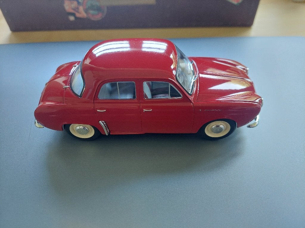 RENAULT: DAUPHINE 1961 1/24 / 4CV 1958 1/17, Enlèvement, Comme neuf, Voiture