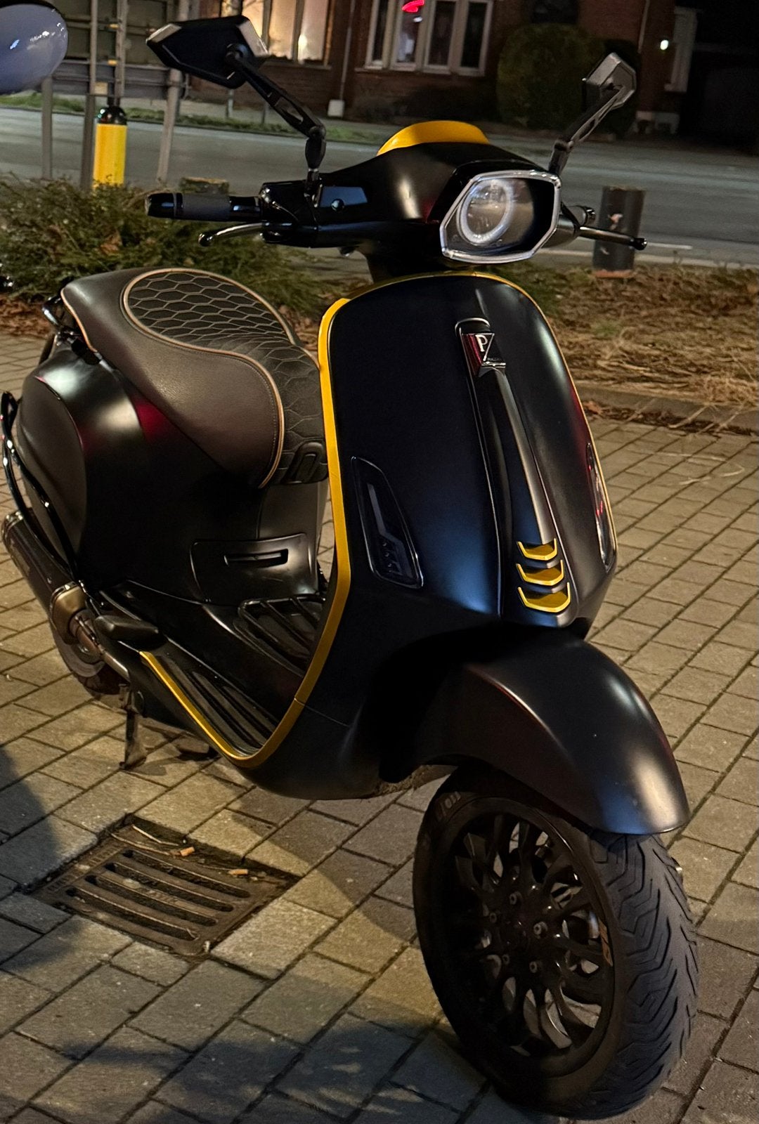 Vespa sprint, Vélos & Vélomoteurs, Scooters | Vespa, Classe B (45 km/h), Enlèvement, Utilisé, Essence