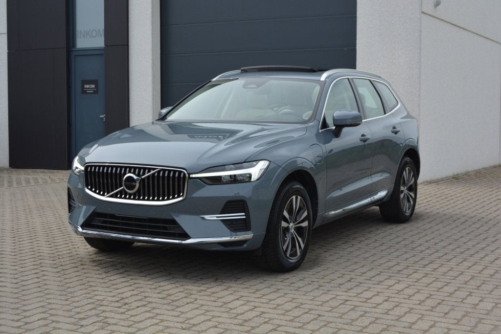 Volvo XC60 T6 350PK PHEV Recharge AWD  Pano/trekhaak/2023, Auto's, Volvo, Automaat, 1969 cc, 257 kW, Leder