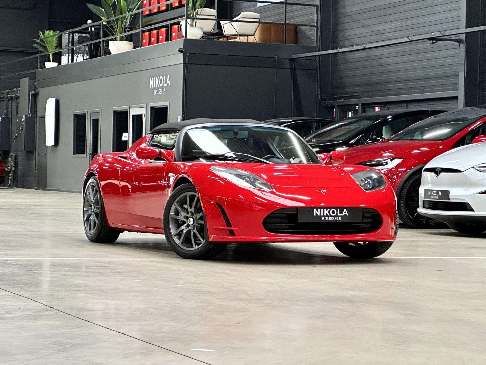 Tesla Roadster V2.5 - HEATED SEATS - 2 DIN SCREEN (bj 2012), Auto's, Tesla, Achterwielaandrijving, Gebruikt, Zwart, Cabriolet