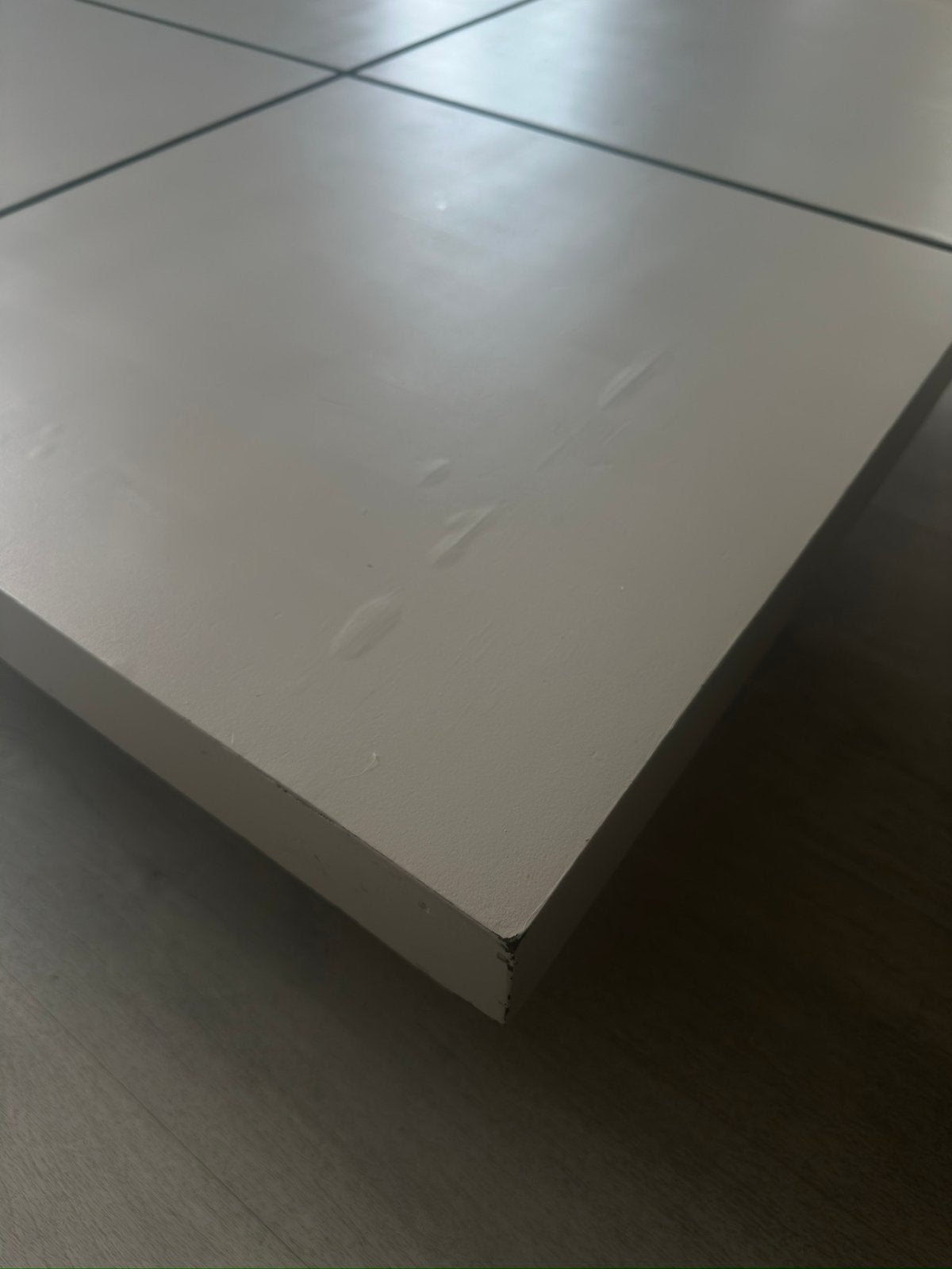 Table basse, Ophalen, Gebruikt