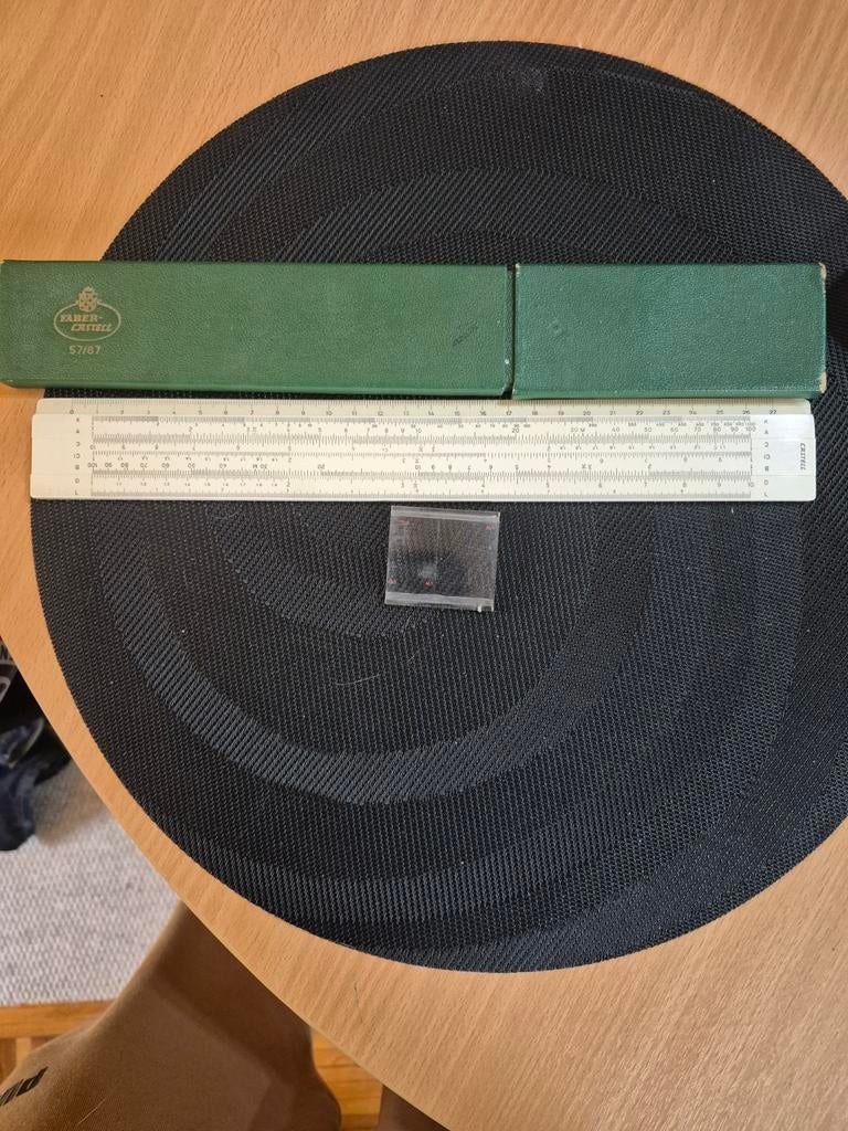 Faber-Castell 57/87 vintage liniaal, Muziek en Instrumenten, Behuizingen en Koffers, Ophalen of Verzenden