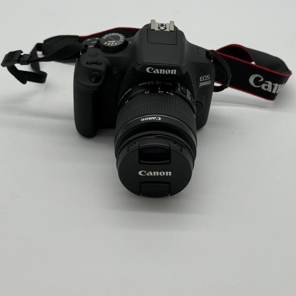 Canon EOS 2000D + EF-S 18-55mm F/4-5.6 IS STM | Goede staat, Ophalen of Verzenden, Zo goed als nieuw, Canon