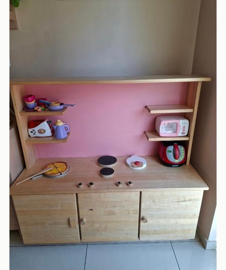 Degelijke houten speelkeuken met keukenspulletjes, Ophalen, Gebruikt, Hout, Speelkeuken
